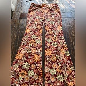 No Boundaries Flare Legging